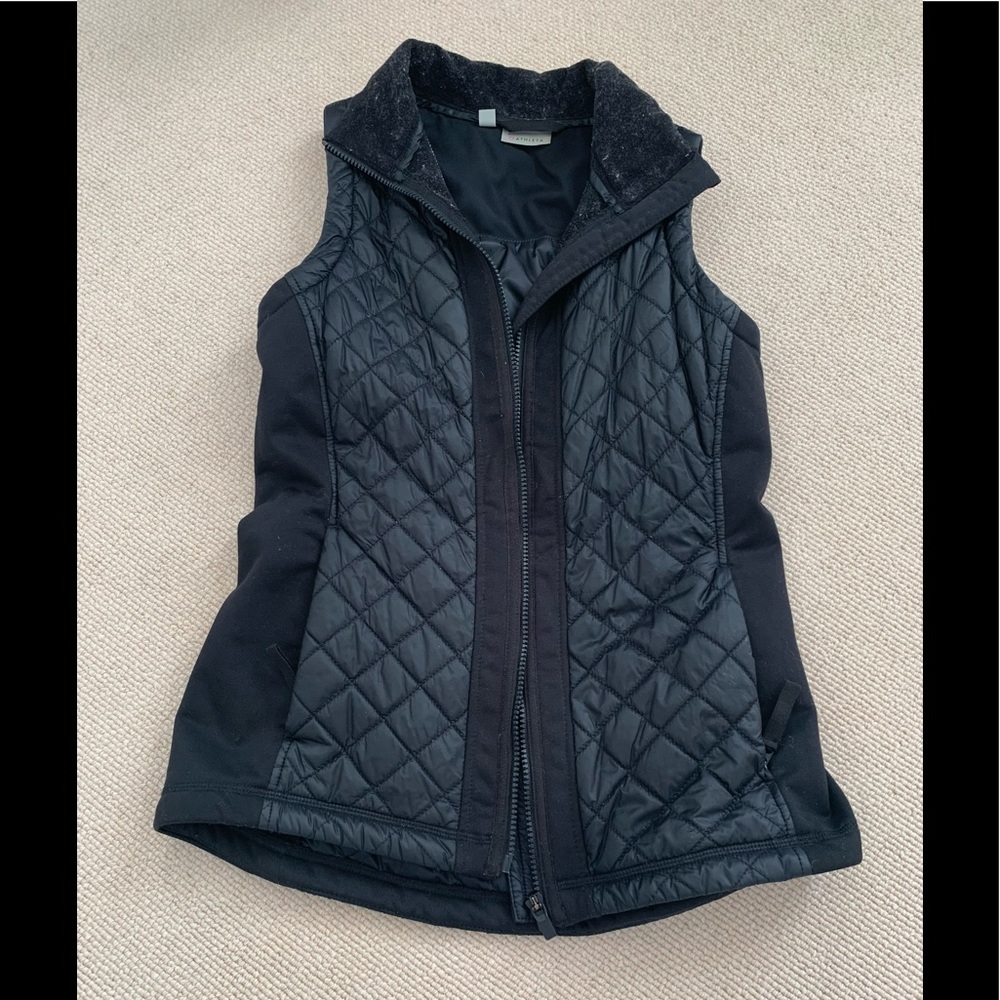 Athleta vest